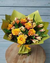 Букет цветов из:  Альстромерии и Розы в Радищево