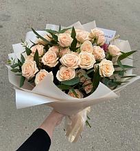 Букет Кремовые розы Латте в Радищево