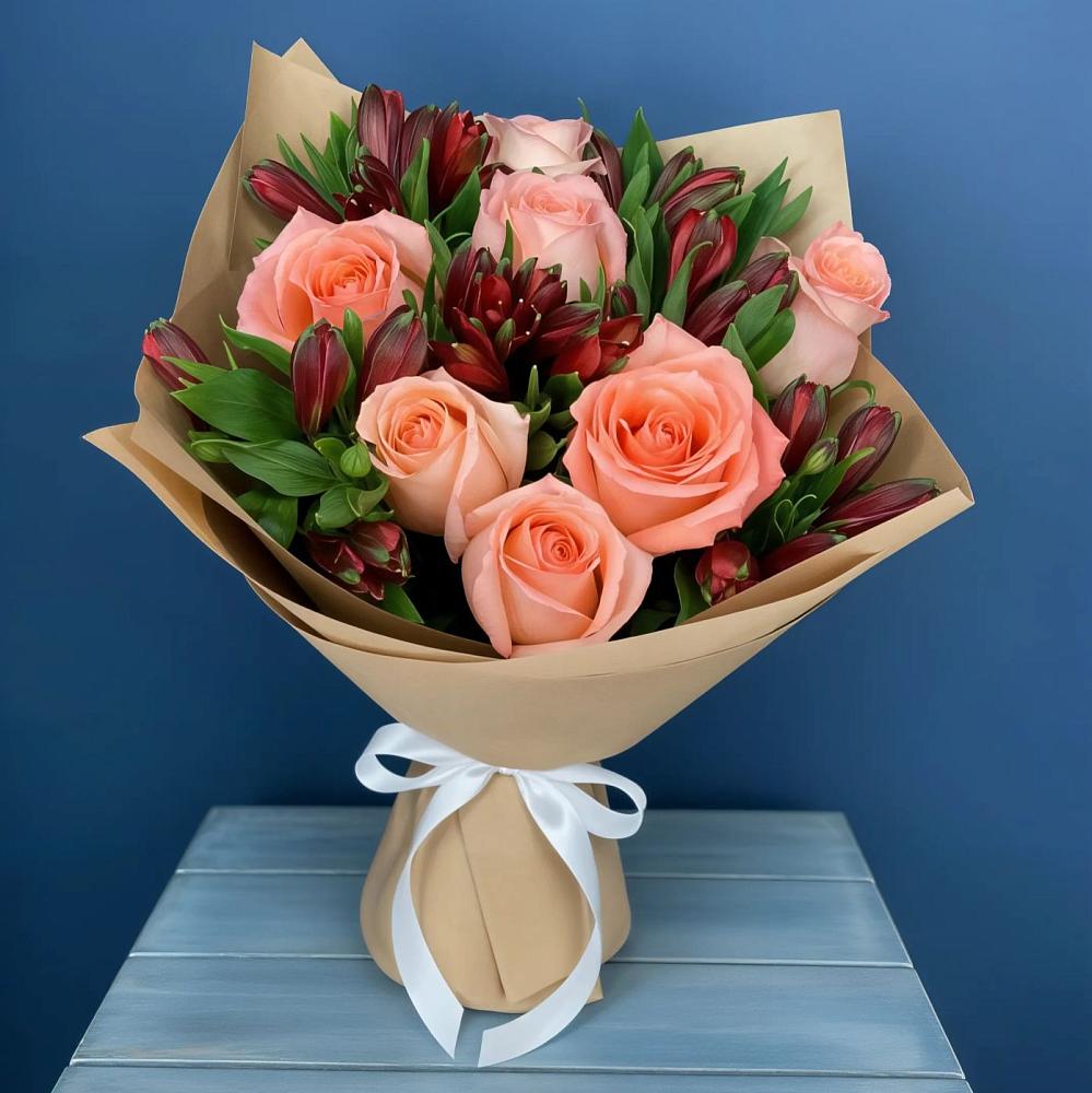 Букет цветов из: Розы и Альстромерии в Радищево