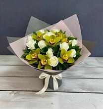 Букет цветов из:  Орхидеи и Розы в Радищево