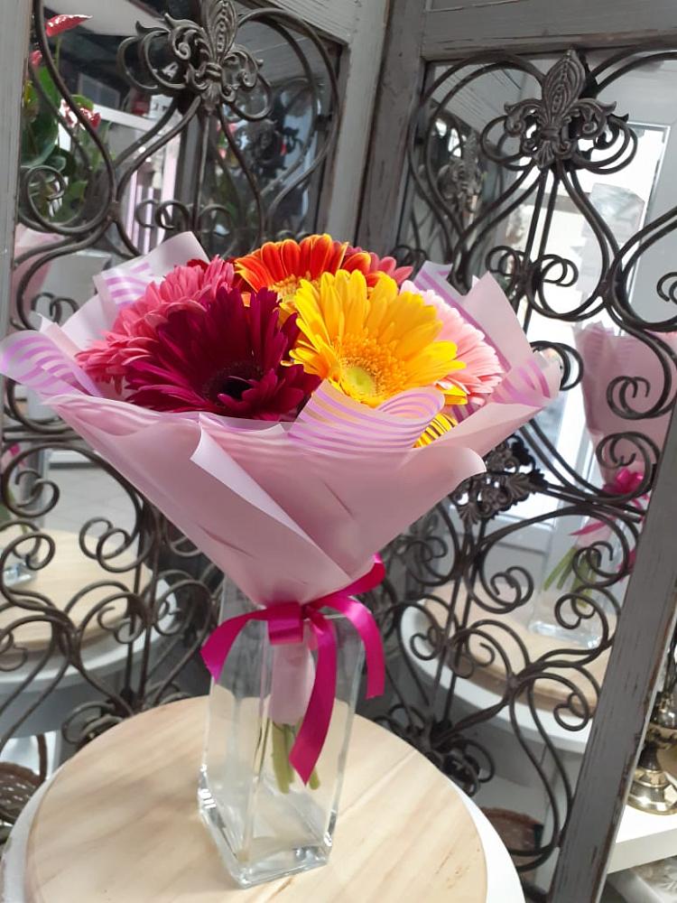 Букет цветов из: Герберы в Радищево