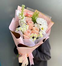 Букет цветов из:  Хризантемы и Розы в Радищево