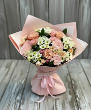 Букет цветов из:  Гвоздики, Розы и Хризантемы в Радищево