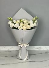 Букет цветов из:  Розы и Лизиантусы в Радищево